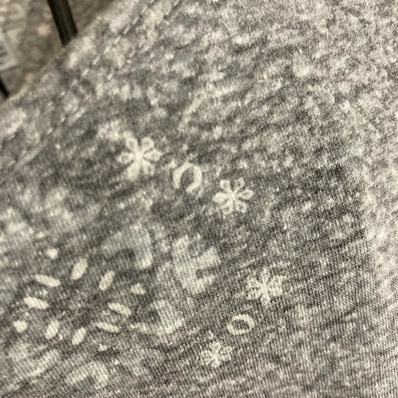 LuLaRoe Classic T, Size 2XL, NWT - Picture 2 of 5